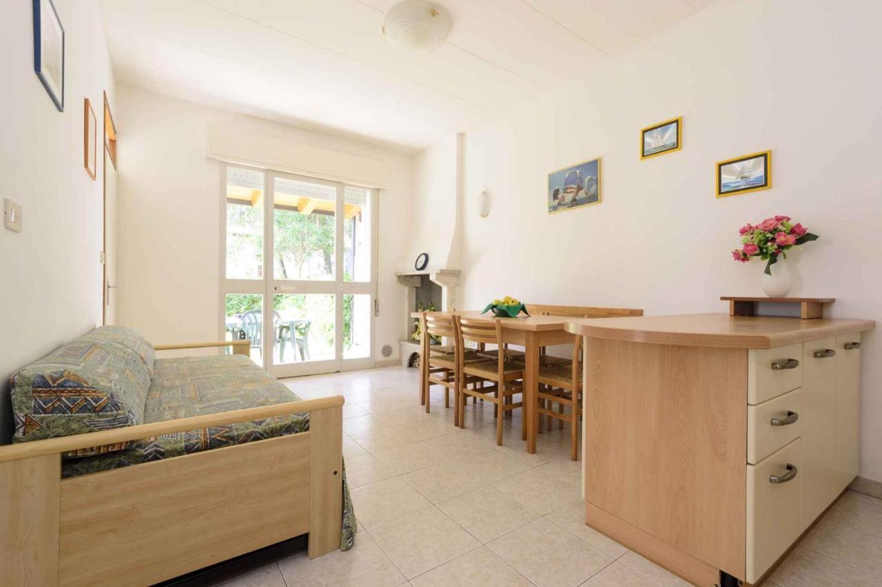 Holiday Home In Lignano 21669 Lignano Sabbiadoro Exterior foto